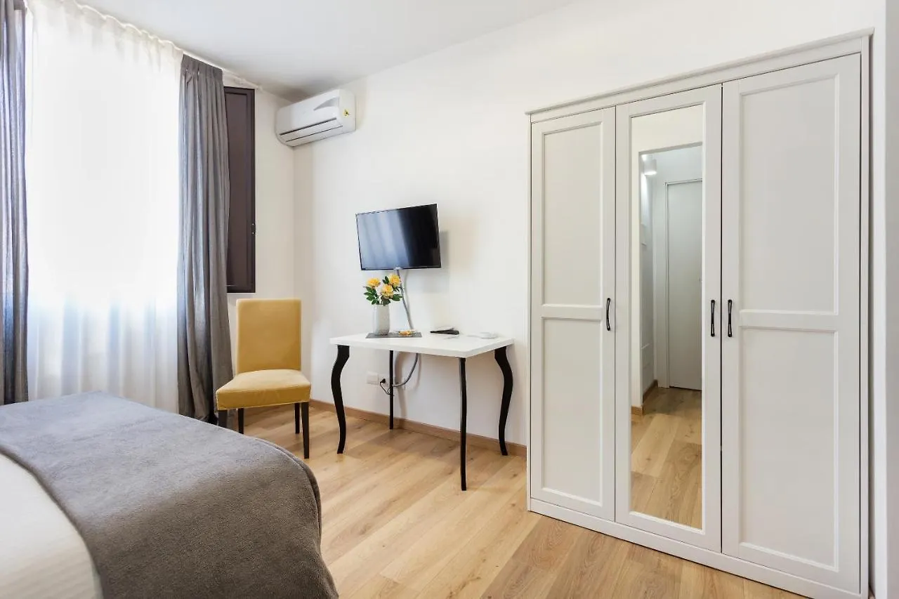 Centre Apartment Grotte Bianche كاتانيا