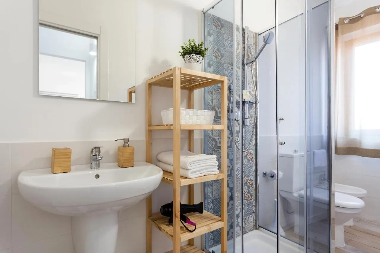 Centre Apartment Grotte Bianche كاتانيا