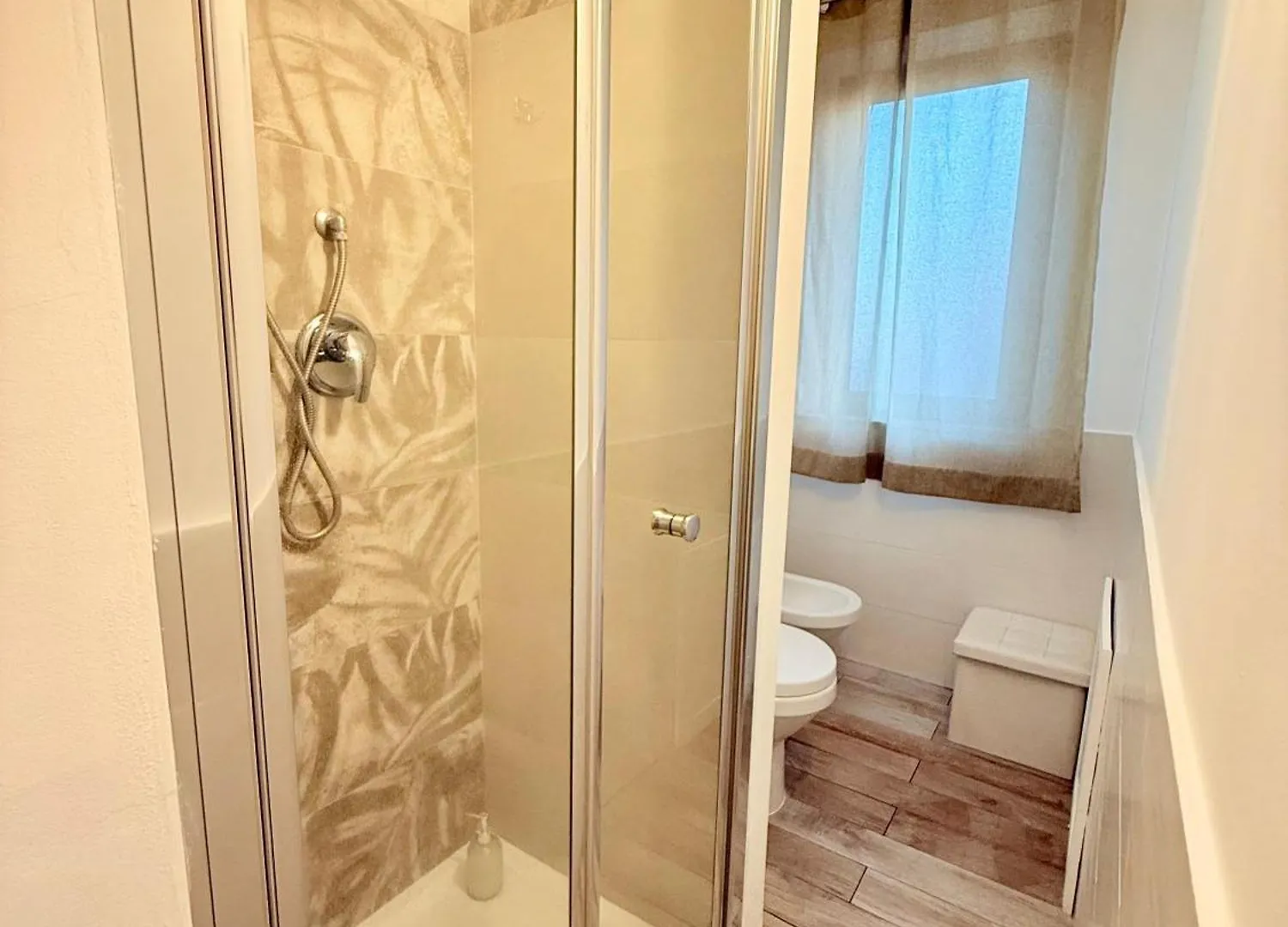 Centre Apartment Grotte Bianche كاتانيا إيطاليا